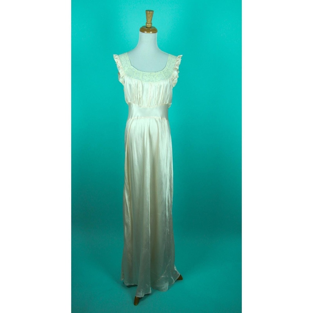 Vintage 1940s Radcliffe Peach Satin Lace Nightgown Lingerie bias cut Long Dress